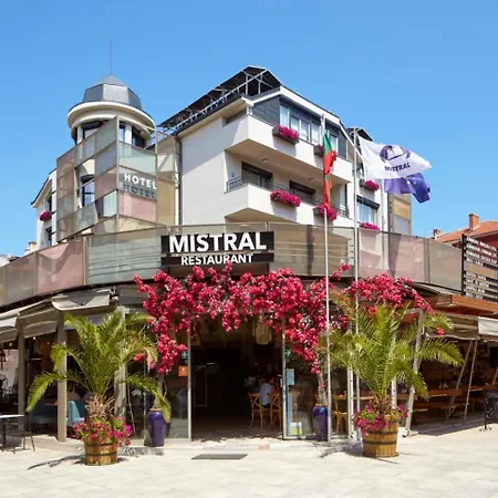 מלון Mistral נסבר