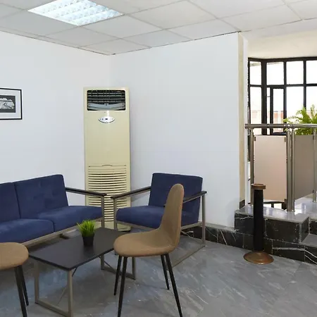 Mistral ホテル 3*