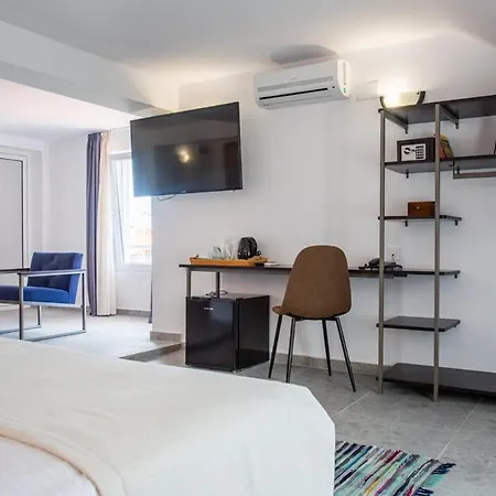 Mistral 3*