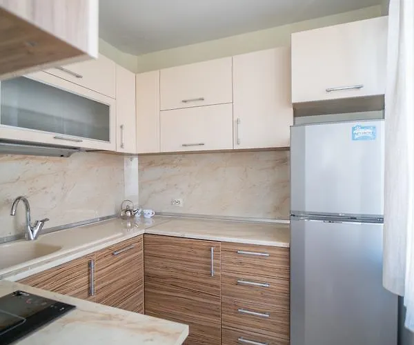 Mistral 3* 네세부르