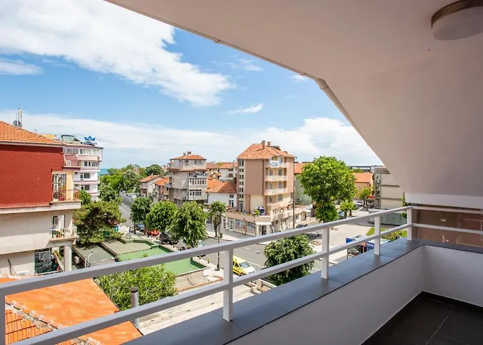 Mistral 네세부르